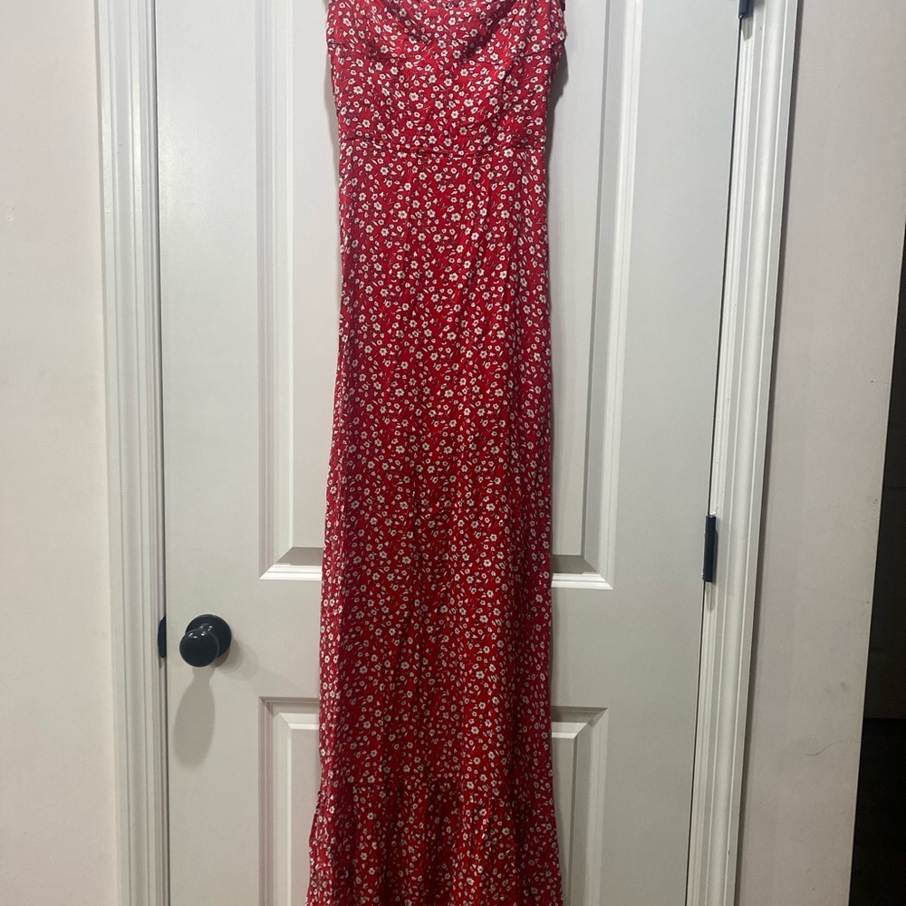 Elegant Red Floral Maxi Dress